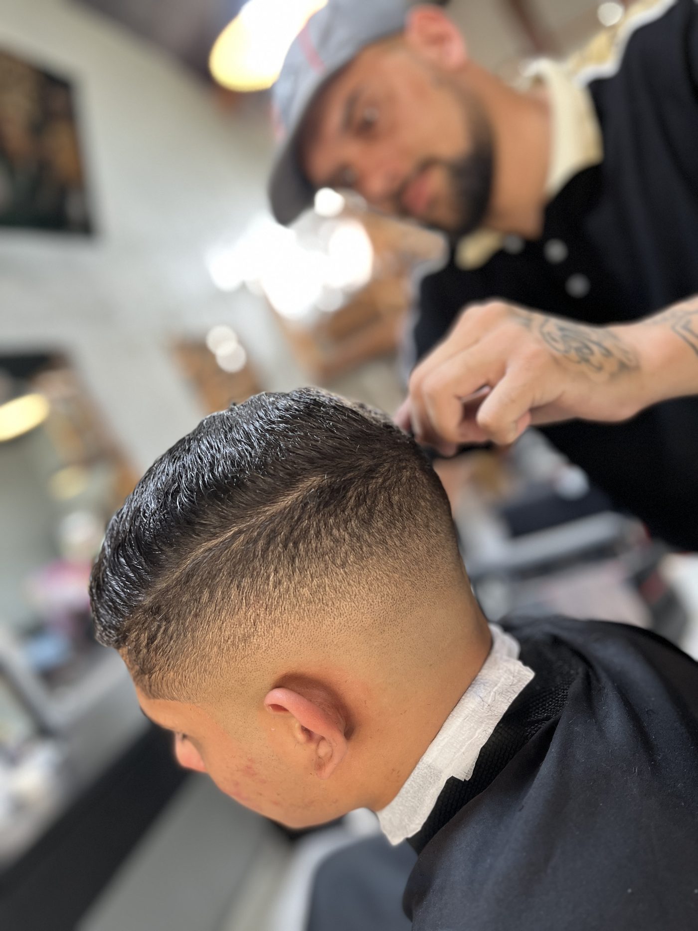 Detalhe de corte degradê navalhado